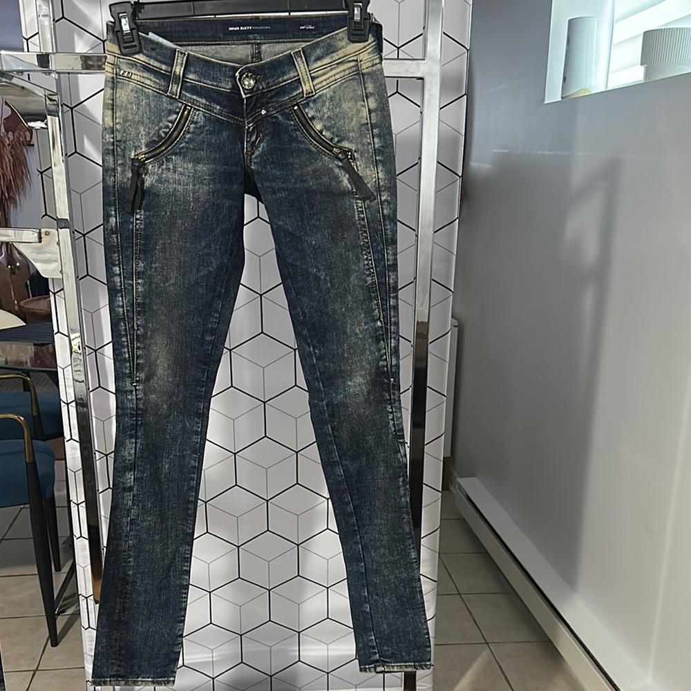 Stylish Blue Women's Jeans